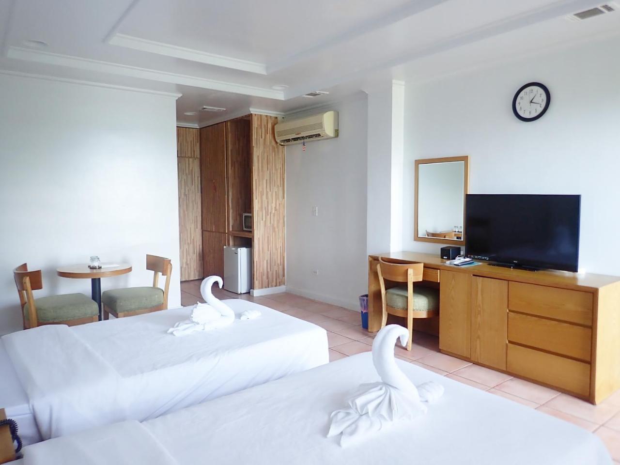 Blue Ocean View Hotel Koror Extérieur photo