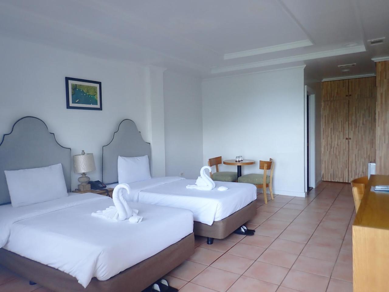 Blue Ocean View Hotel Koror Extérieur photo