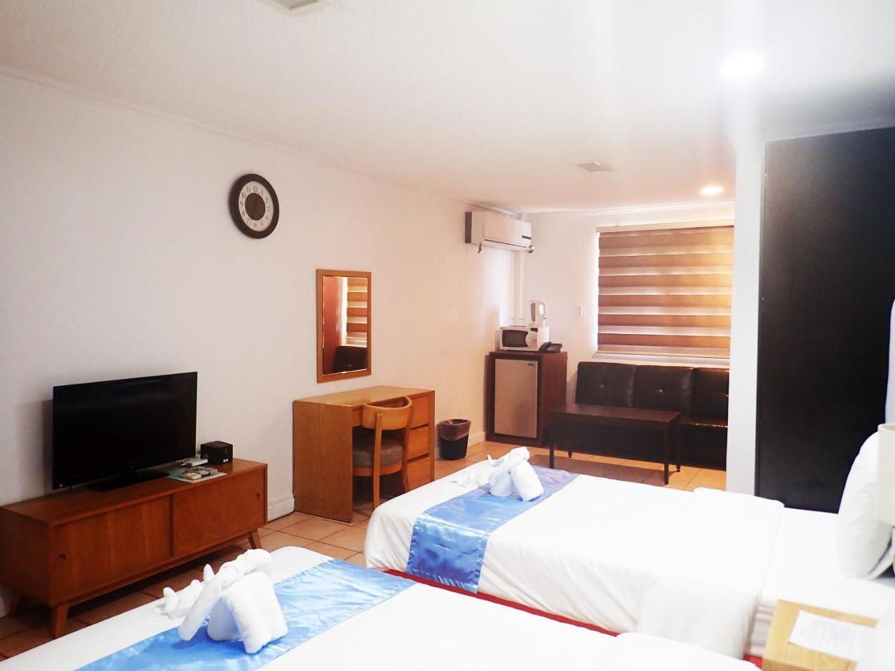 Blue Ocean View Hotel Koror Extérieur photo