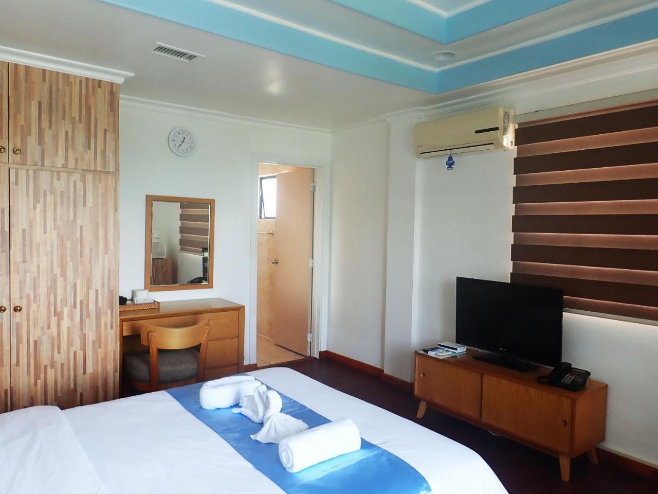 Blue Ocean View Hotel Koror Extérieur photo