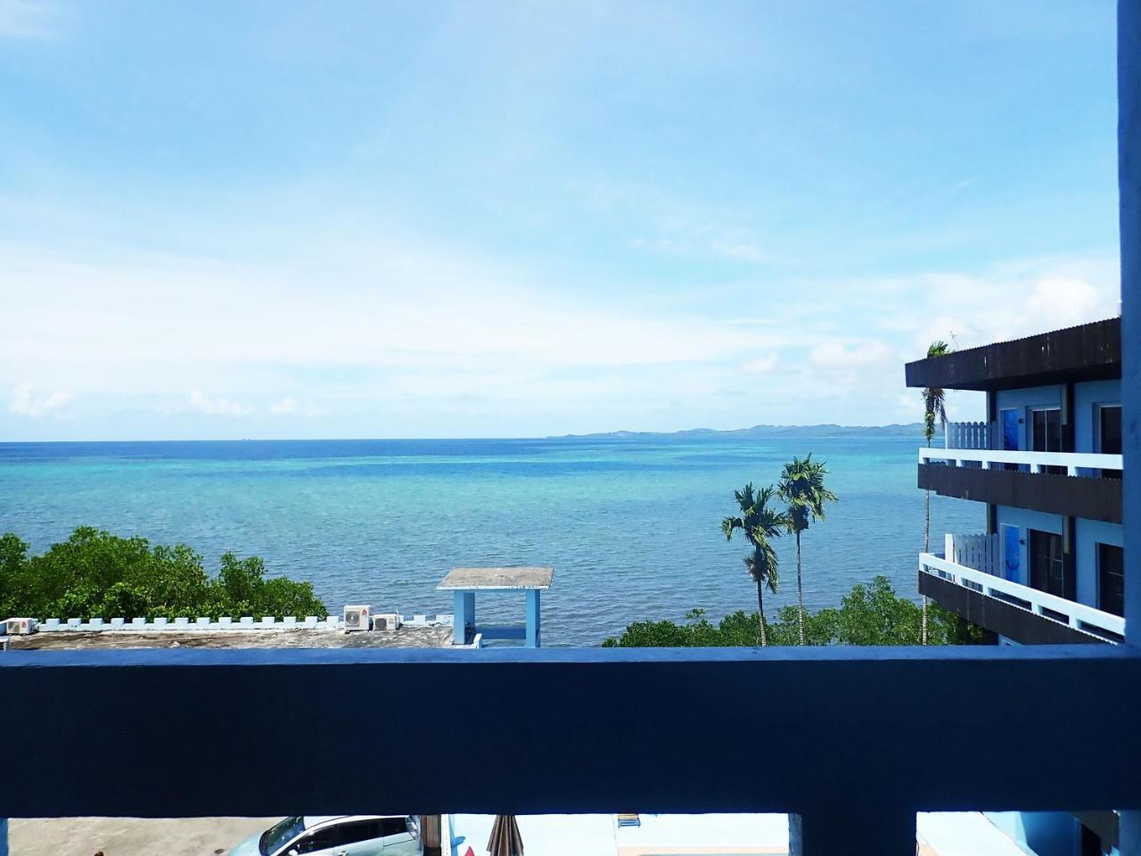 Blue Ocean View Hotel Koror Extérieur photo